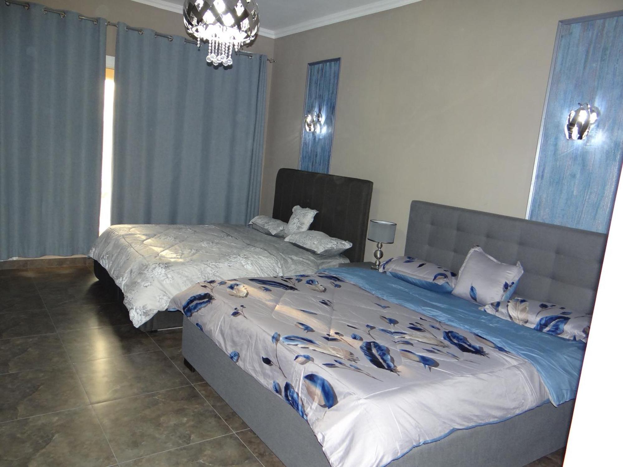 Apartment Huge Entire For Couples ,families & Groups -up To 5 Guests- With Free Pool, Steam & Sauna ,jvc,dubai Dubai