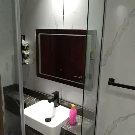 Huge Entire Apartment For Couples ,Families & Groups -Up To 5 Guests- With Free Pool, Steam & Sauna ,Jvc,Dubai Exterior foto