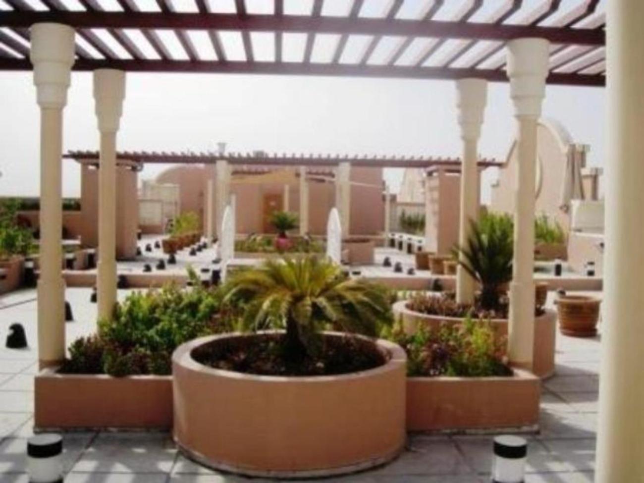 Huge Entire For Couples ,families & Groups -up To 5 Guests- With Free Pool, Steam & Sauna ,jvc,dubai دبي